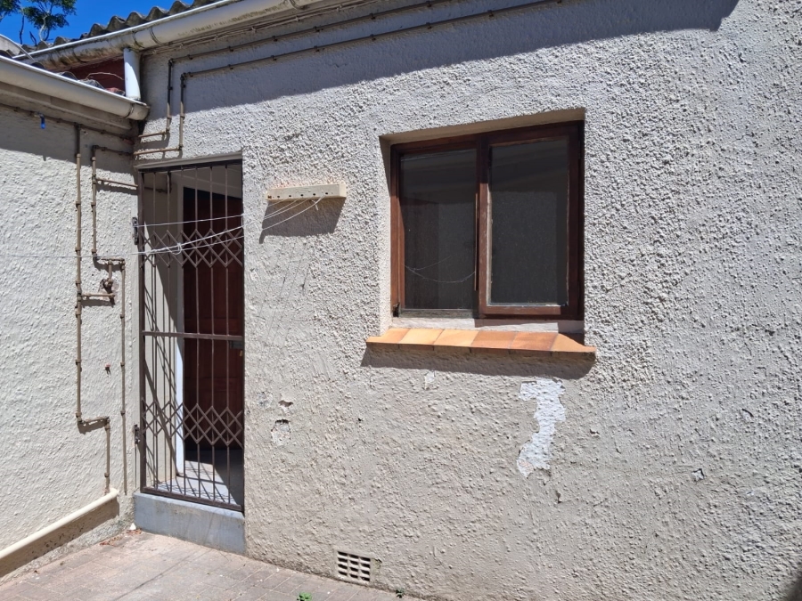 To Let 3 Bedroom Property for Rent in Selborne Eastern Cape